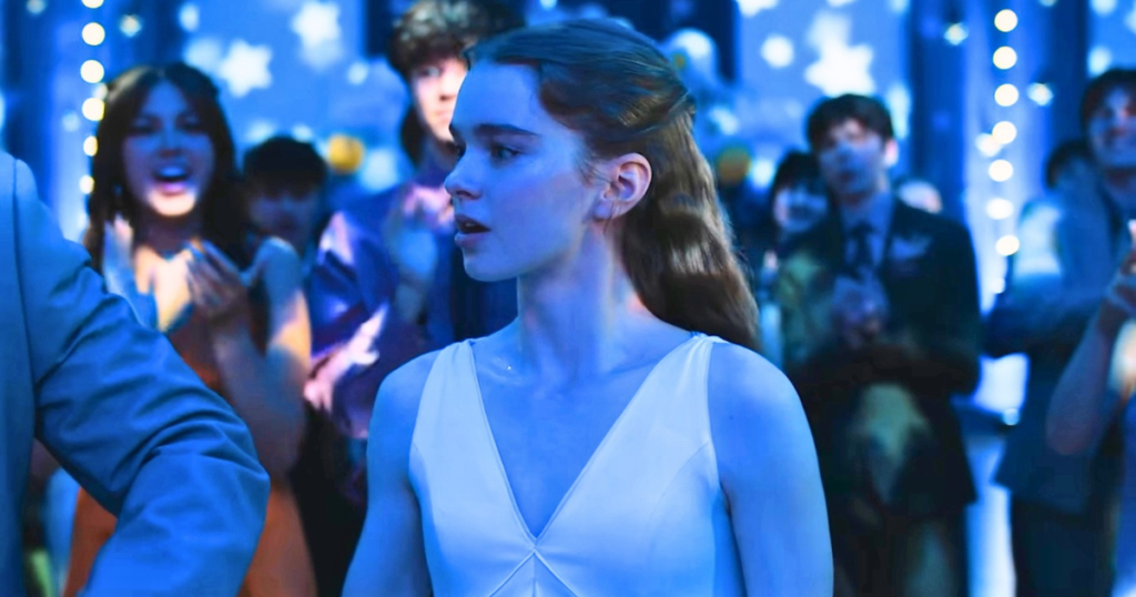 Carrie at the prom (before everything falls apart)(Image via Prime Video)